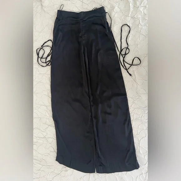 SOLD** Zara Womens Black Satin Wide-Leg Pants Size S (0585) - Picture 5 of 13
